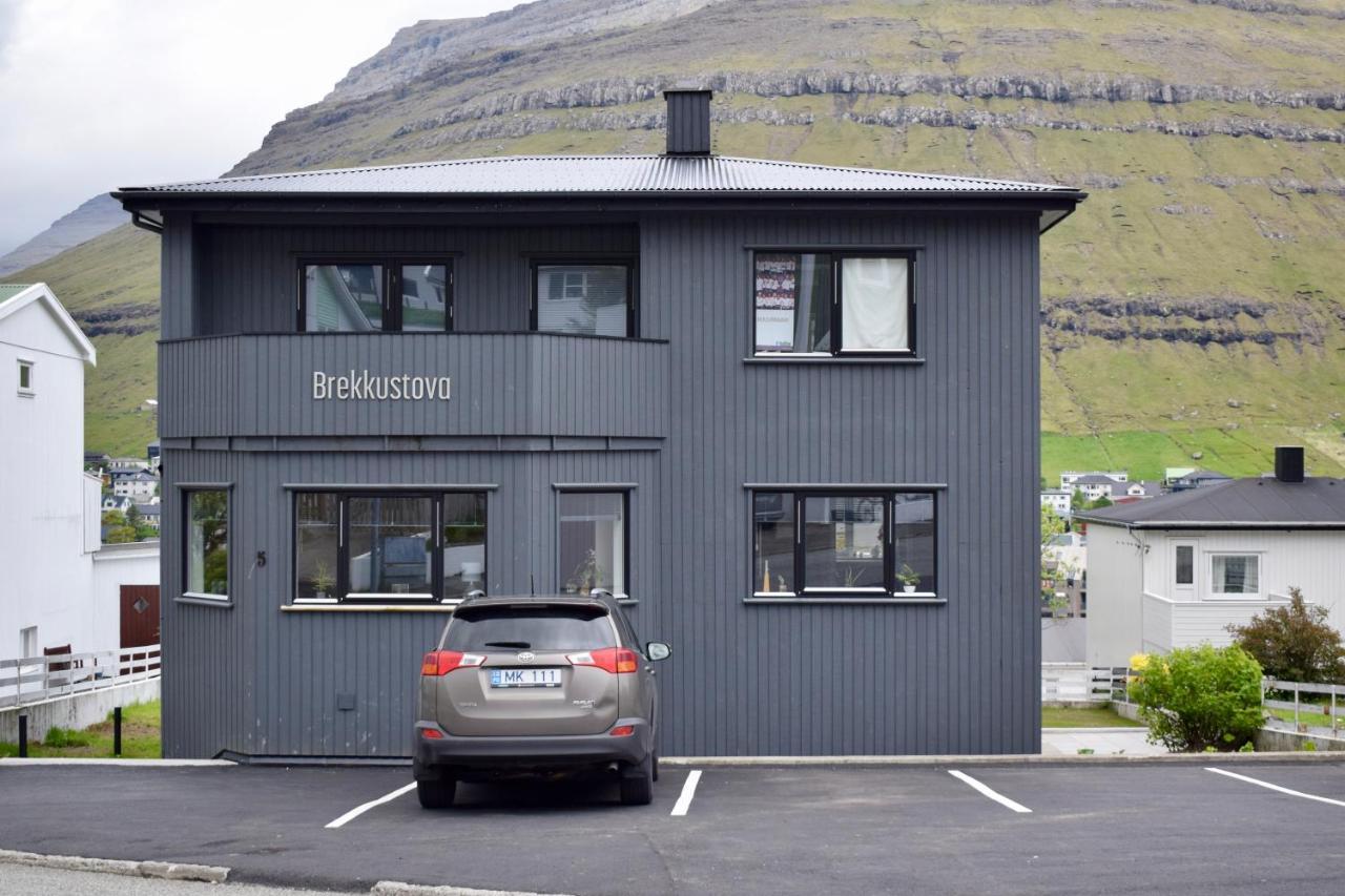 The Sybilla Apartment - Cosy And Modern Basement Apartment Klaksvík Exterior foto